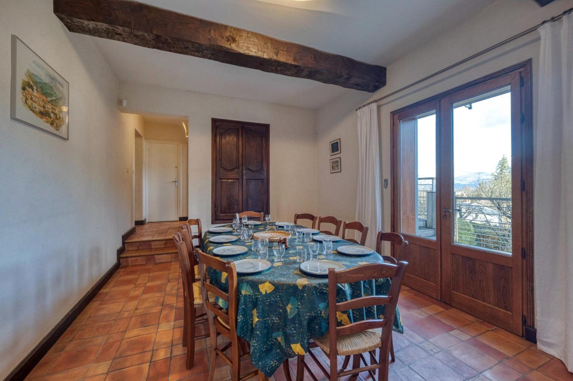 #Hp La Maison Des Lilas Large Family House Sleeps 12 Garden Seyssinet Exterior foto