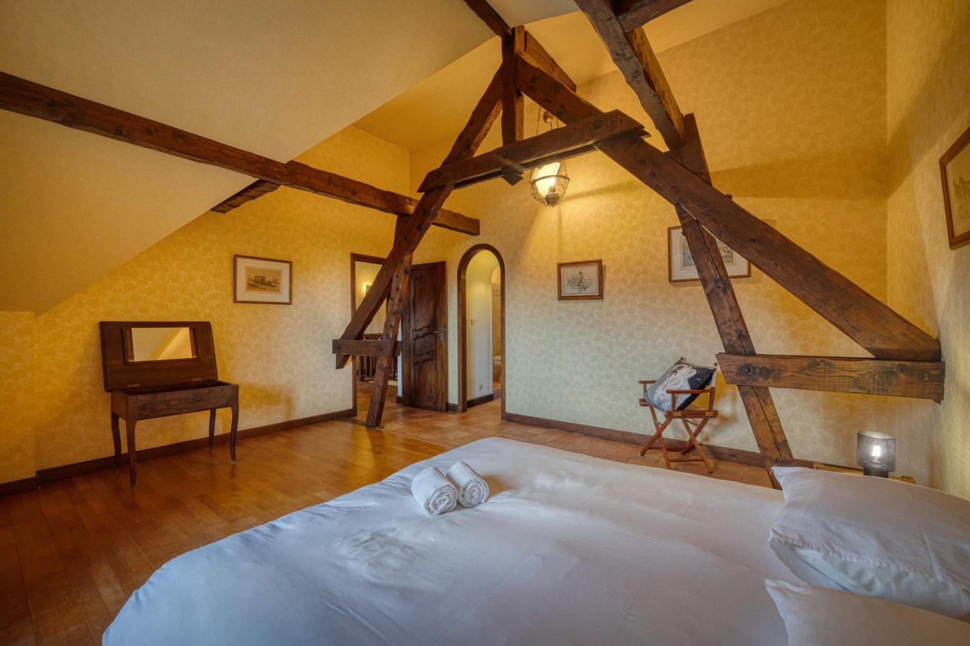 #Hp La Maison Des Lilas Large Family House Sleeps 12 Garden Seyssinet Exterior foto